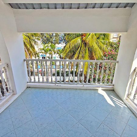 Coconut Bay Apartments Flic en Flac Exterior foto
